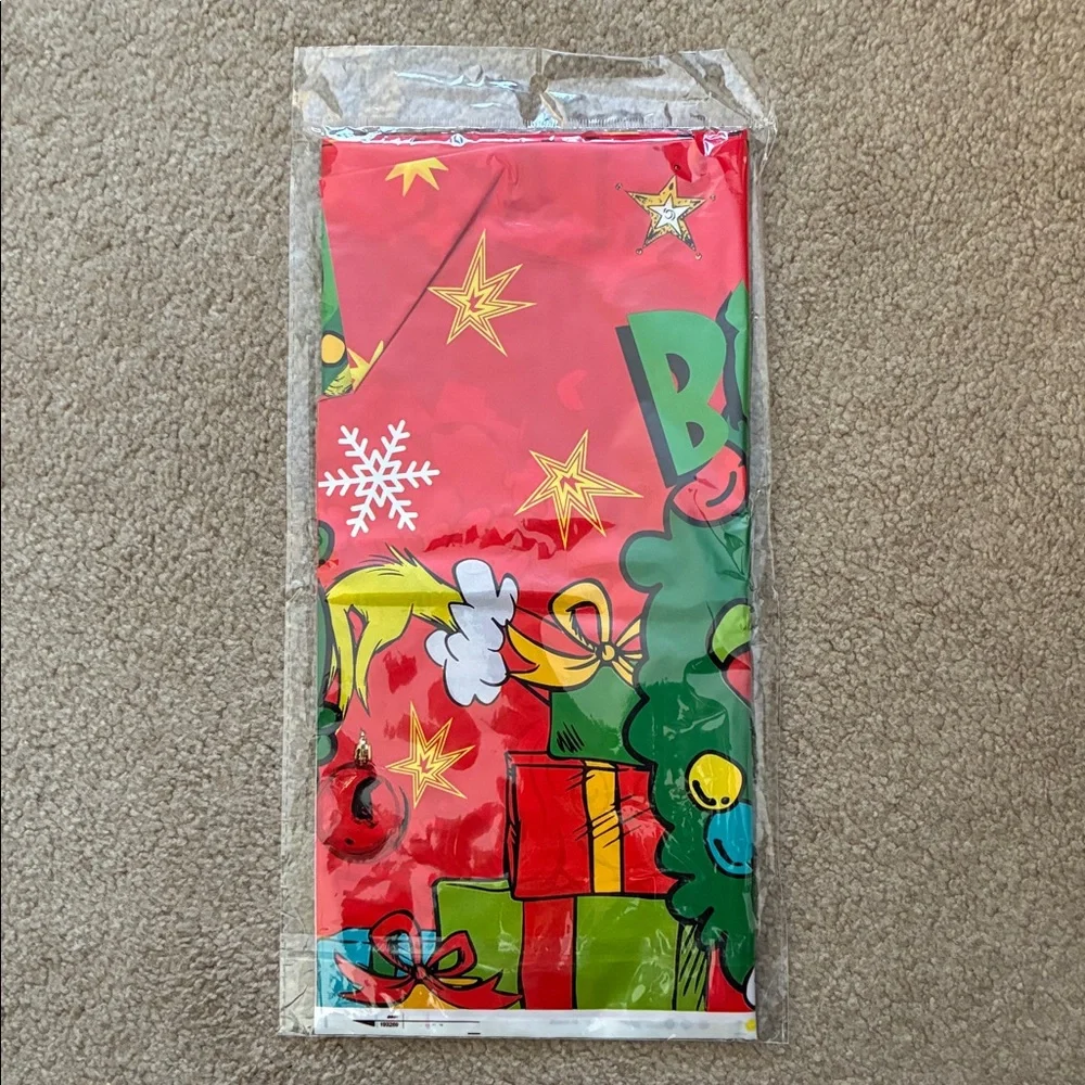 Grinch Birthday Party Disposable Party Supplies - Table Cover, Cups & Forks
